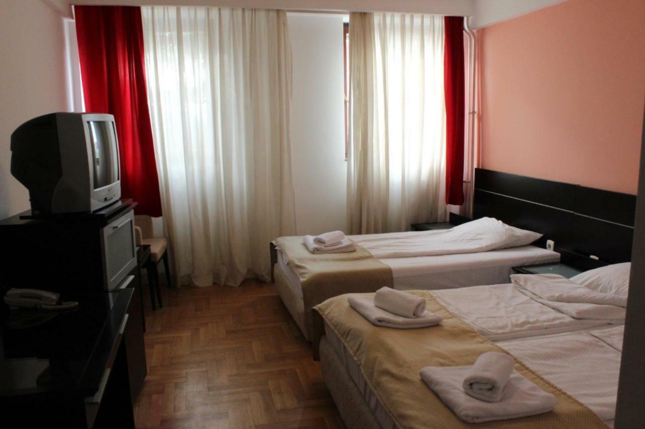 Hotel Beograd - Yu Lukavica المظهر الخارجي الصورة