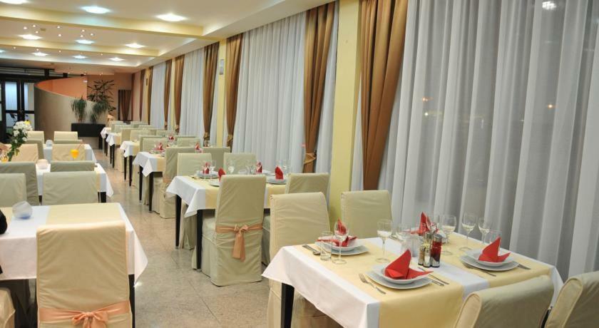 Hotel Beograd - Yu Lukavica المظهر الخارجي الصورة